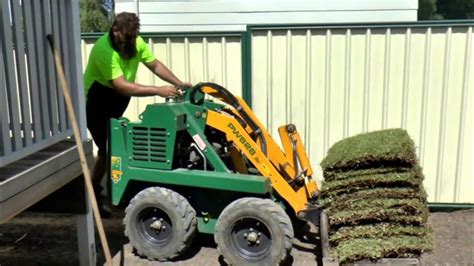 griffo's mini digger hire brisbane logan redland bay|Griffo's Mini Loader Hire .